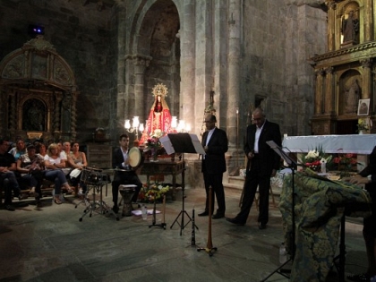 Música medieval en la iglesia de San Martín de Castañeda