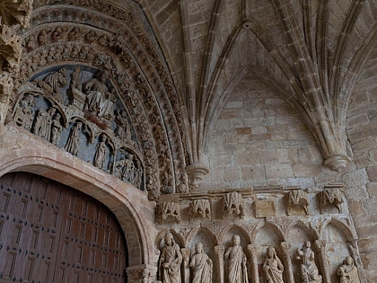 Nueva luz para la iglesia de Santa María la Real de La Hiniesta