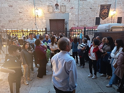 El Plan Románico Atlántico muestra las obras de La Magdalena a medio centenar de profesores